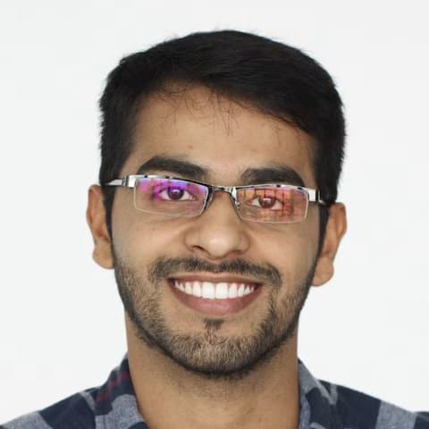 An advisor on a RealAly call